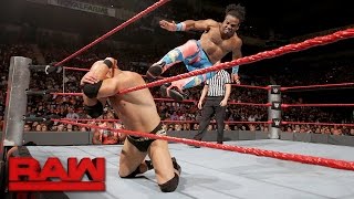 Kofi Kingston & Xavier Woods vs. Luke Gallows & Karl Anderson: Raw, Sept. 12, 2016