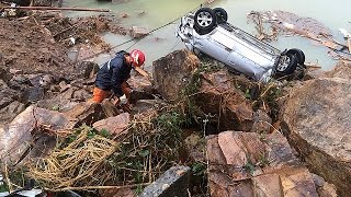 Dozens missing in eastern China after landslides