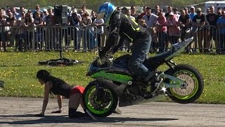 girl bike stunt