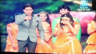 Sharukh Khan, Deepika Padukone n Abhishek Bachchan praising Devesh n Group