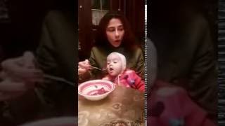 awsome video viral on social media child got frustrated by her mother