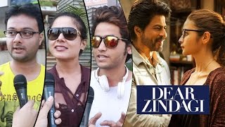 Dear Zindagi PUBLIC Reaction - FANS Super Excited To See Shahrukh-Alia Jodi