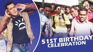 Salman Khan's CRAZY FANS Sings Song Outside Galaxy Apartment - 51st Birthday Celebration