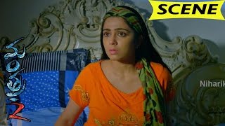 Charmy Gets Scared With Strangers Murder Attempt - Mantra-2 Movie Scenes