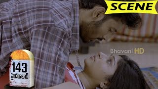 Lakshmi Nair and Arun Romantic Love Scene - 143 Hyderabad Movie Scenes