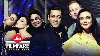 Filmfare Awards 2017 - Salman Khan Poses With Jacqueline, Sonakshi Preity Zinta
