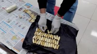 विदेशी नागरिकों के पेट से निकली 10 करोड़ की हेरोइन और कोकीन