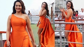 Sonakshi Sinha Hot Ramp Walk | Lakme Fashion Week 2017 Opening Cermony