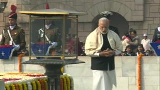 President, PM pay homage to Gandhi on death anniversary