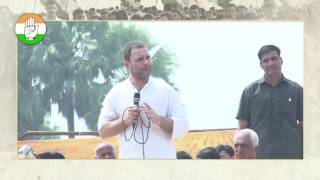 Kisan Yatra: Congress VP Rahul Gandhi holds 'Khat Sabha' in Deoria (UP)