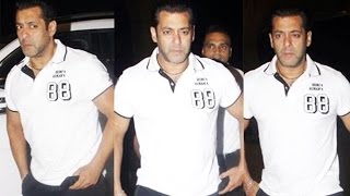 Salman Khan LEAVES To Abu Dhabhi For Tiger Zinda Hai Shoot, Spotted At Airport