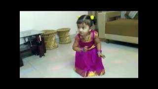 Cute Baby girl dance, AAROHI SHASHIKANT PATIL, LATUR (Maharashtra, INDIA) ON MARATHI SONG 'CHANDOBA'