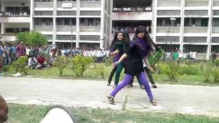 পলিটেকনিকের একটি মেয়ের পাগলা নাচ শুটি - বাংলা গানের সাথে নাচ দেখলে অভাক হবেন।Polytechnic open dance
