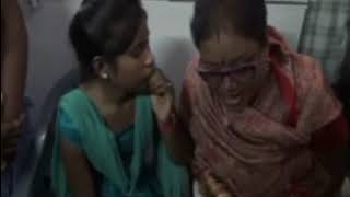 BJP WOMAN LEADER ASSAULTS A GIRL IN ALIGARH UP