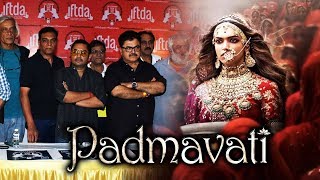 Bollywood SUPPORTS Deepika Padukone's PADMAVATI