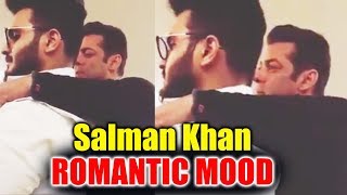 Salman Khan Sings Romantic Song At Sister Arpita's Wedding Anniversary
