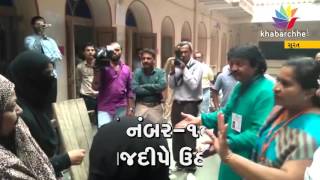candidate of congress blamed about tampering in EVM machine in Surat