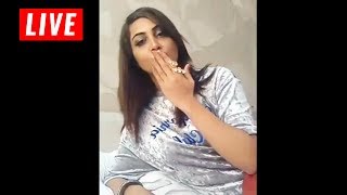 Arshi Khan Goes Bold In Her Latest LIVE CHAT With FANS
