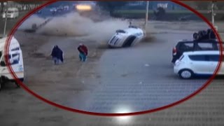 Caught in CCTV : दुनिया की सबसे खतरनाक रोड दुर्घटना | कमज़ोर दिल वाले ना देखे | Shocking Video