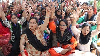 Female multipurpose health workers hold protest, highlight issues