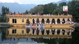 Culture on Cruise: Artists enthral audiences on Dal Lake