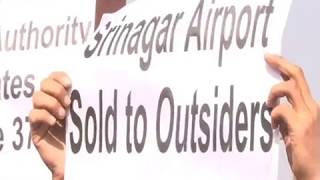 Shopkeepers of Srinagar Airport protest