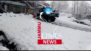 Snowfall: Traffic Suspended On Srinagar-Jammu Highway