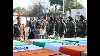J&K CM leads wreath-laying ceremony of slain Army personnel