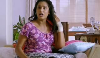 Poorna Bathing - Poorna Scolds Her Friend - 2018 Latest Telugu Movie Scenes