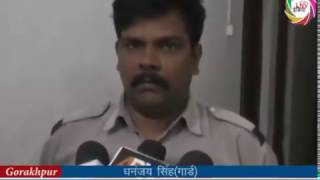 गोरखपुर में अब तक की सबसे बड़ी लूट, पुलिस लिखी बोलेरों में बैठे बदमाशों ने लूटी कैश वैन