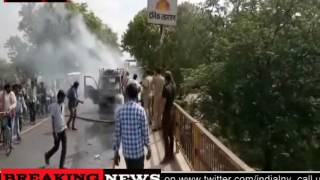 कानपुर - चलती गाड़ी में लगी आग, कोई हताहत नहीं