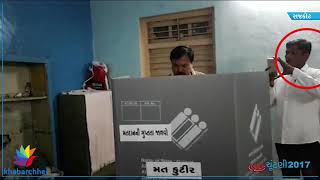Viral Video of Congress Candidate's Voting