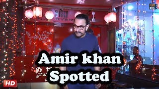Aamir Khan at Salon!! UNCUT!!