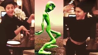 Jacqueline Fernandez Hilarious Demi to Cosita Alien Dance