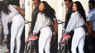 Janhvi Kapoor Looks All Sultry In Her Gym Gear