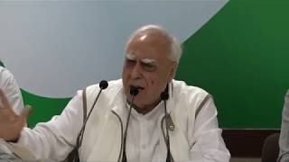 AICC Press Briefing By Kapil Sibal in Congress HQ on CBSE Paper Leak.
