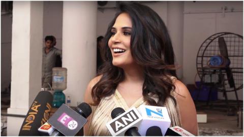 Richa Chadha Plays Prank On Reporters
