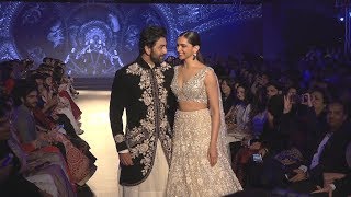 Ranbir Kapoor, Deepika Padukone GETS ROMANTIC On RAMP At Mijwan 2018 FULL SHOW