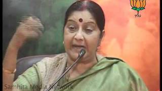 Part 1: Rashtriya Ekta Yatra: Smt. Sushma Swaraj: 26.01.2011