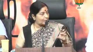 BJP Press: Welcome whistle-blowers (Cash for Vote Scam): Smt. Sushma Swaraj: 19.11.2011