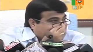 BJP Press: Demands Answers from PM on All Scams: Sh. Nitin Gadkari: 18.11.2010
