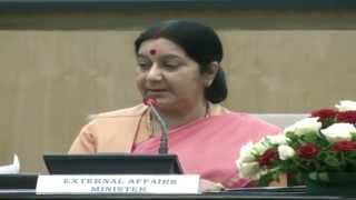 Joint Press Conference by  EAM and MOS(I/C) AYUSH on International Day of Yoga