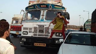 Bharuch: Woman thrashing truck driver on National highway