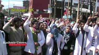 Video|BUMS Doctors Stage Protest In Srinagar,Demand Inclusion In Bridge Course(By Shuja Baqal)