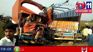 HORRIBLE ROAD ACCIDENT AT PRAGNAPUR | 4 VEHICLES HIT EACH OTHER , 11 DIED | Tv11 News | 26-05-18