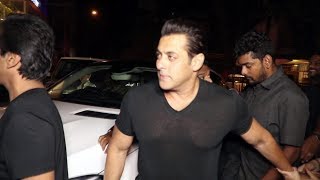 Salman Khan GRAND ENTRY At Mukesh Chhabra's Birthday Party