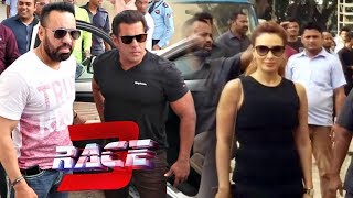 Salman Khan's Girlfriend Iulia Vantur Grand Entry At Allah Duhai Hai Song Launch | RACE 3
