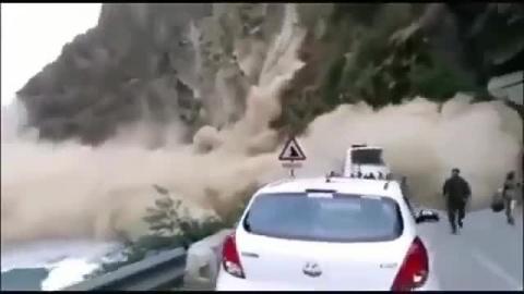 Landslide Chandigarh Manali Highway