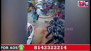 PERSON BIKE THEFT FROM POLICE STATION PARKING AREA AT LB NAGAR TV11 NEWS 16TH JUNE 2017