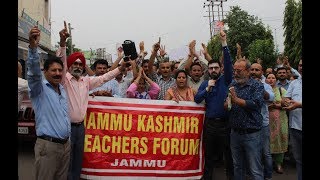 JKTF protests for de-linking salary of teachers under SSA, RMSA